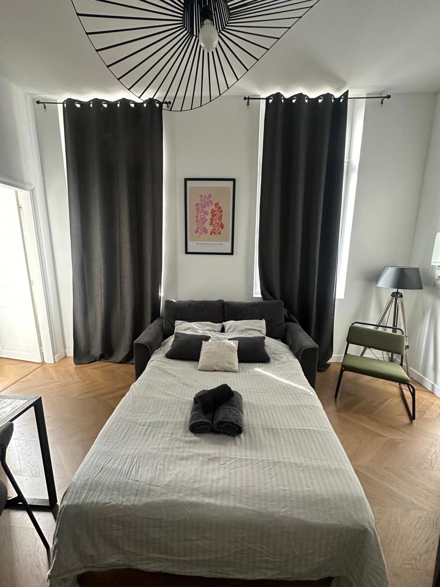 Spacieux Appt Haussmannien Parking Prive อาเมียงส์ ภายนอก รูปภาพ